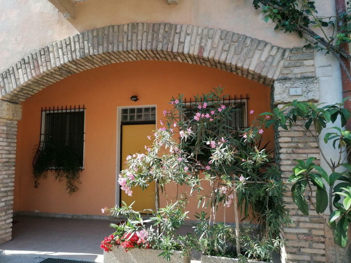 La Casa Di Marzia Apartman Bardolino Kültér fotó